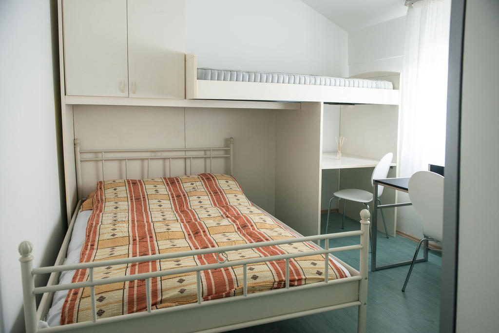 Hostel M Maribor Szoba fotó
