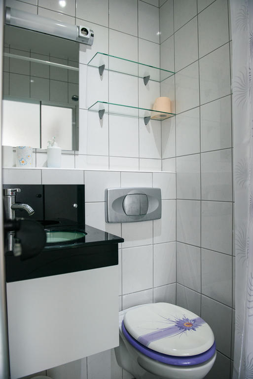 Hostel M Maribor Szoba fotó